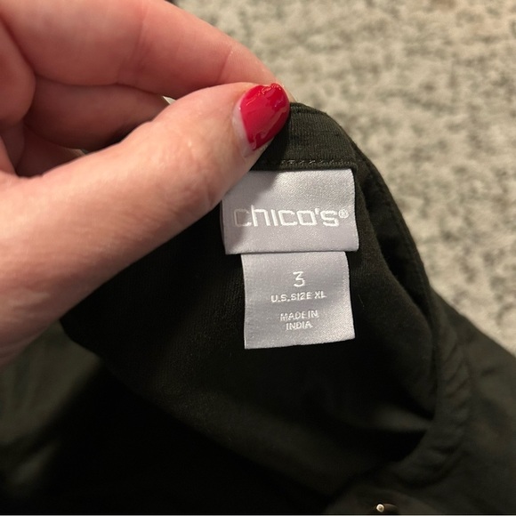 Chico’s Dark Green Touch of Cool Hardware Tunic Size XL - Picture 10 of 13